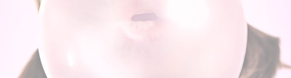 Mascar chicle: Beneficios y desventajas para la Salud Dental