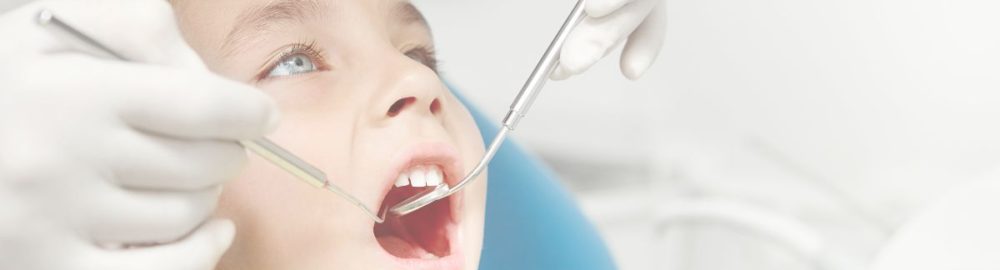 El valor del cepillado dental en los niños: más que un hábito, una lección de vida